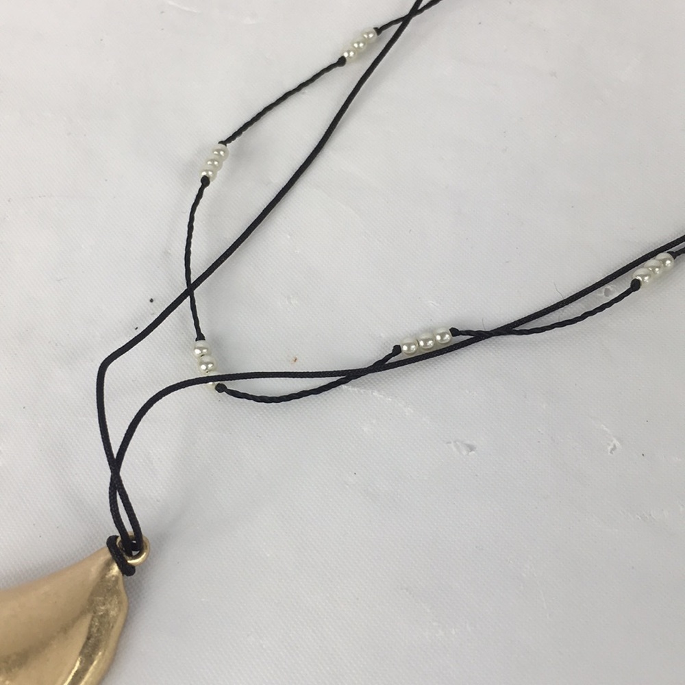 Free People Lagoon Layer Necklace Gold Black New - Picture 7 of 7